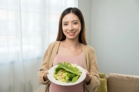 8 loại rau tốt cho bà bầu nên có trong thực đơn hàng ngày